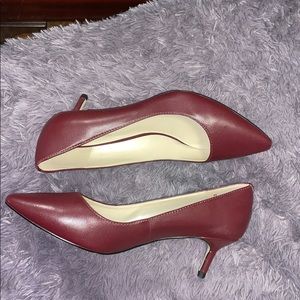 Brooks Brothers Heels Size 8